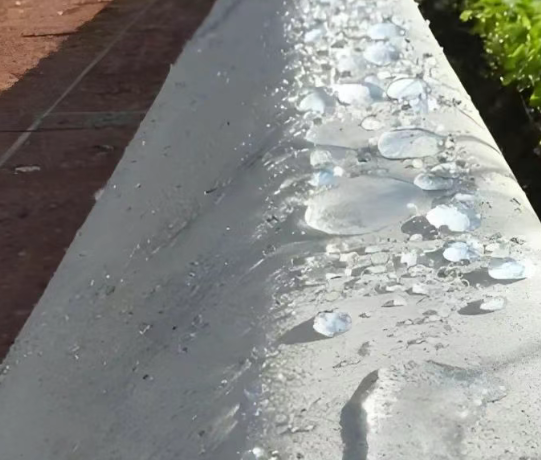 关岭硅烷浸渍涂料在混凝土保护中的应用