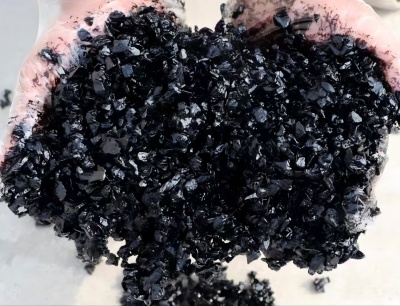 关岭沥青冷补料（沥青砂）的优势特点与施工流程解析